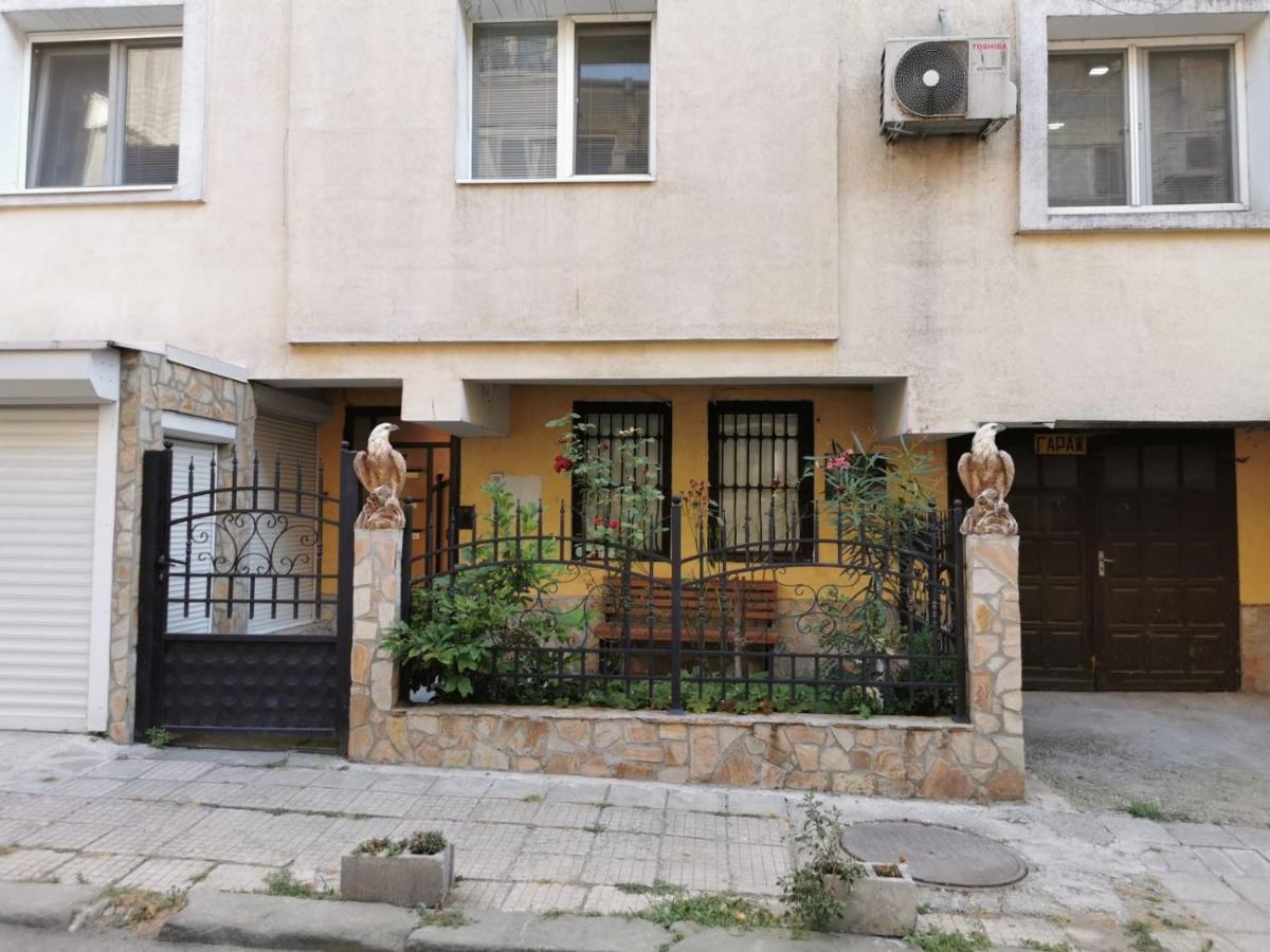 בורגאס Simona Apartment מראה חיצוני תמונה